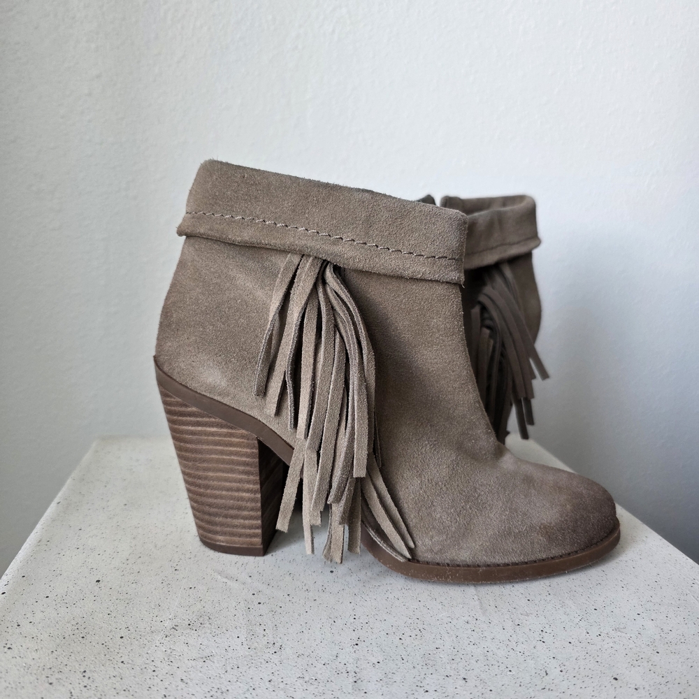 Jessica Simpson Taupe Boho Fringe Ankle Booties